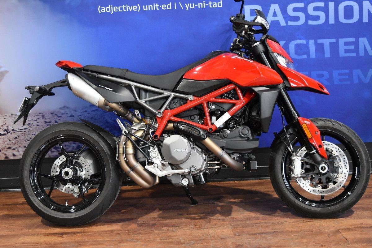 2020 ducati hypermotard 950 dual sports