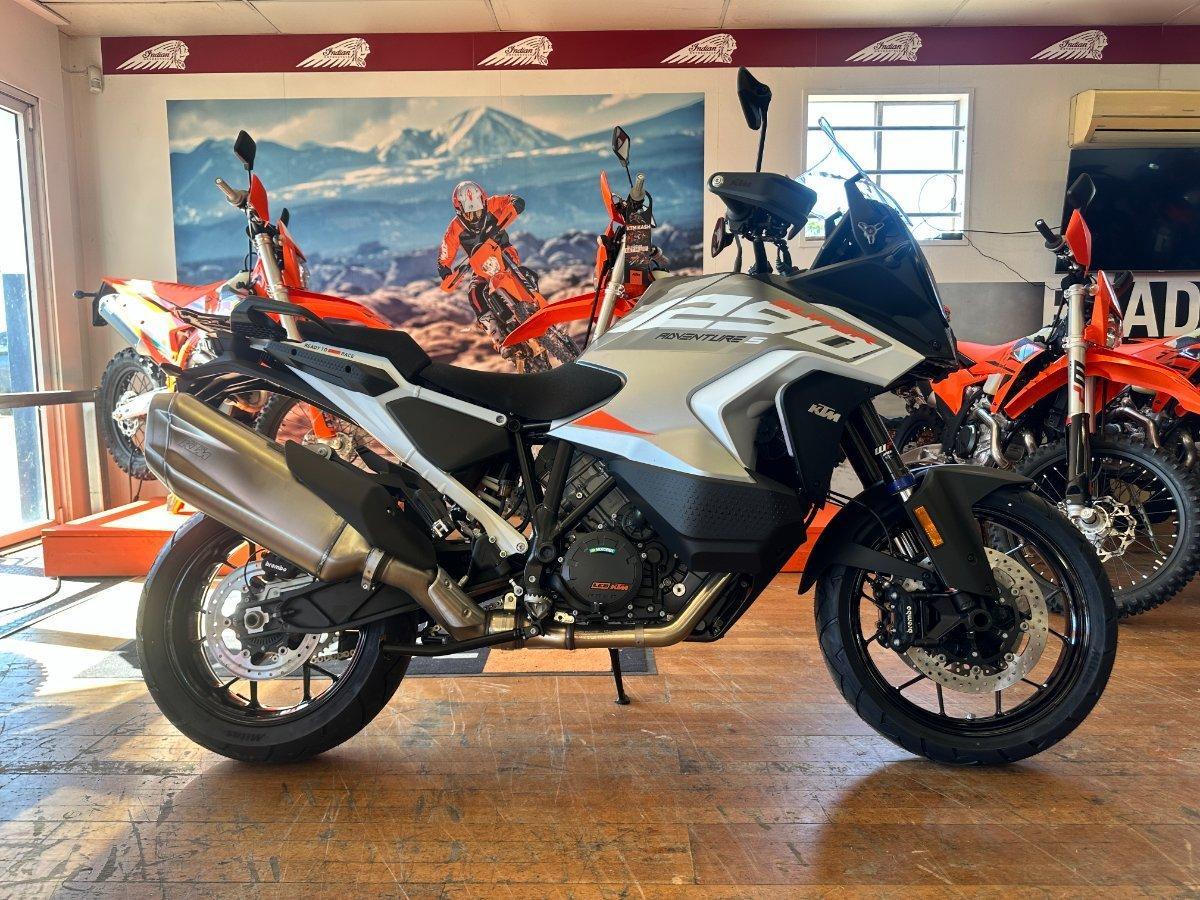 2024 ktm 1290 super adventure s dual sports