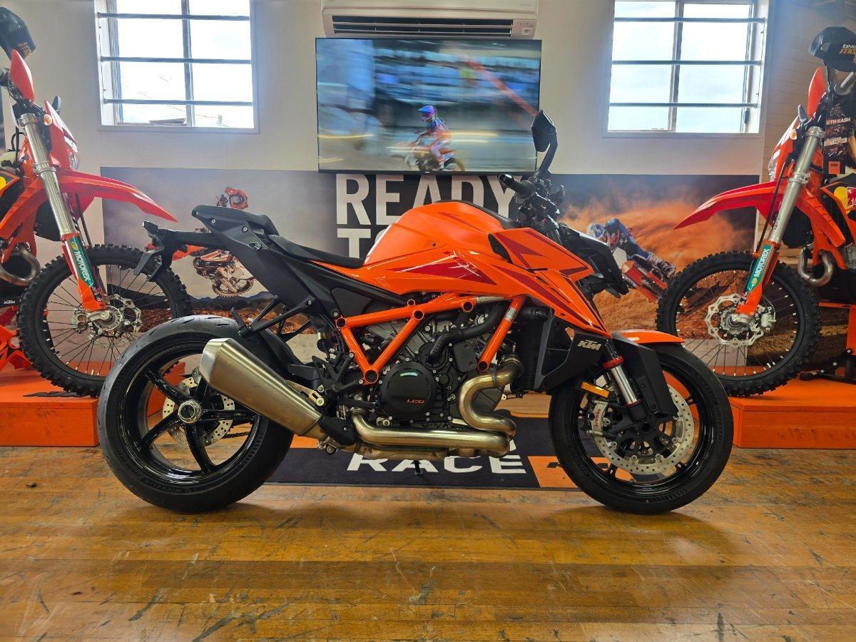 2024 ktm 1390 super duke r sports