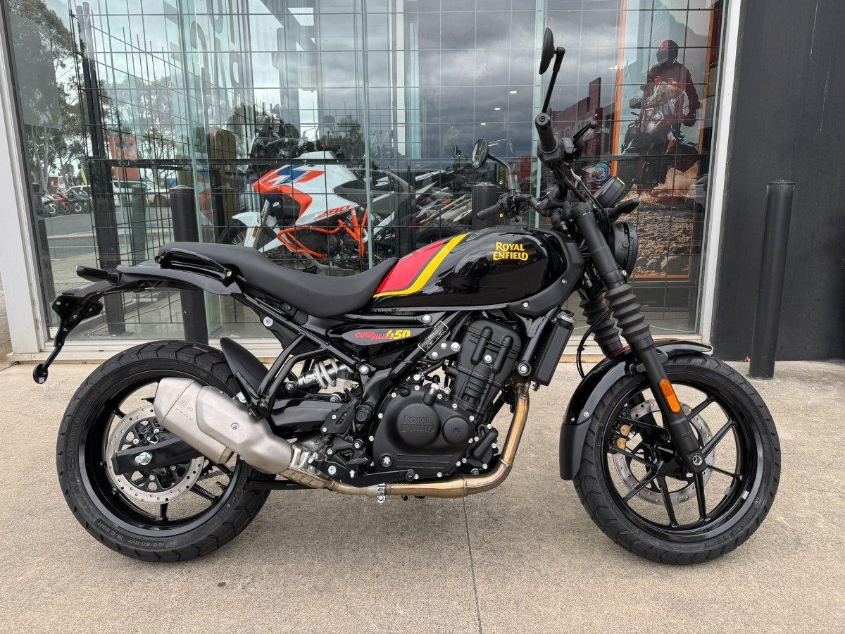 2025 royal enfield guerrilla 450 road