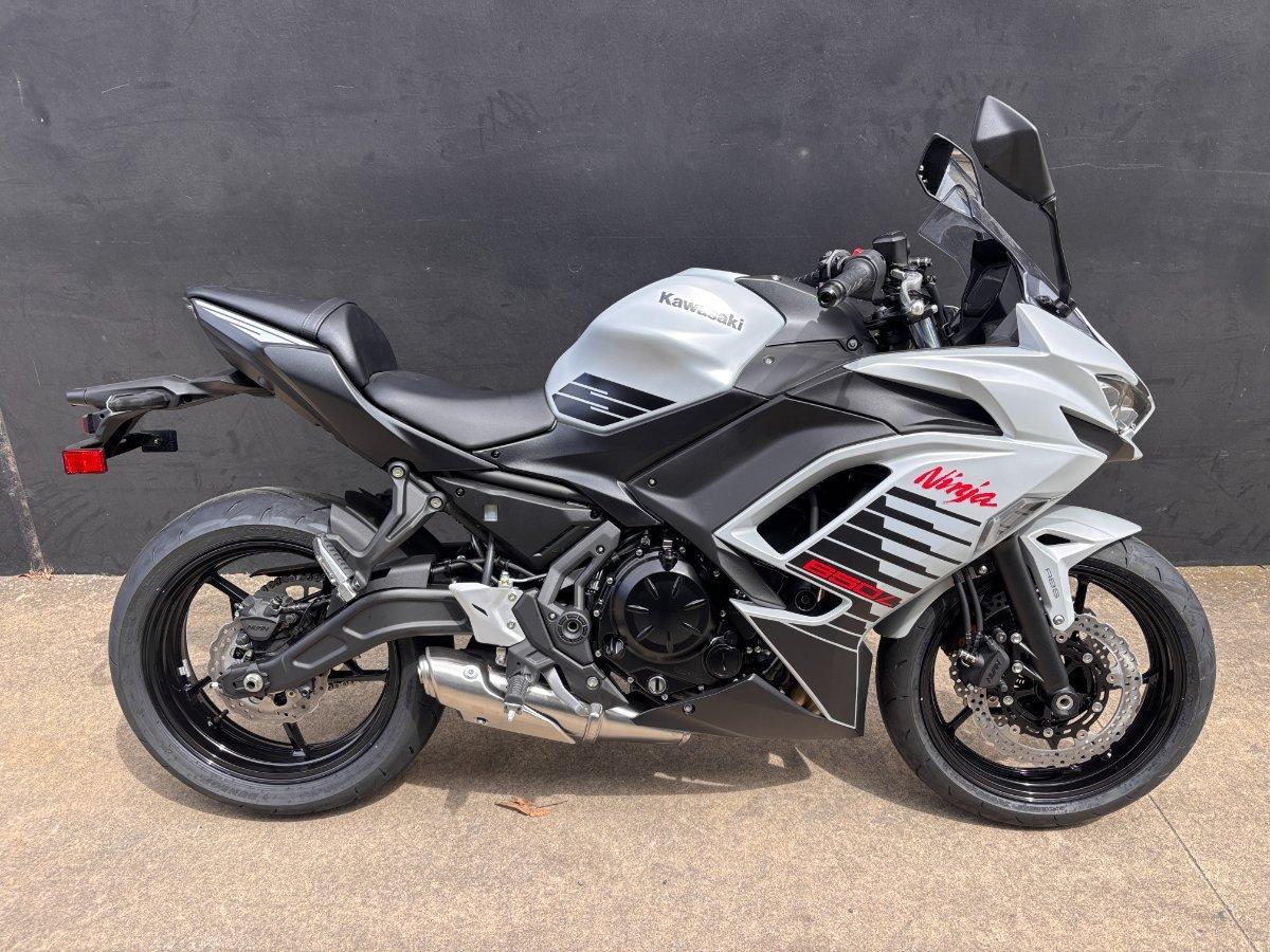 2025 kawasaki ninja 650l (lams) abs my26 sports