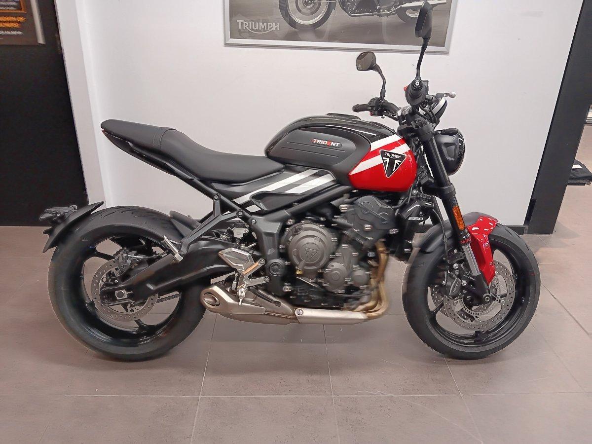 2024 triumph trident 660 road