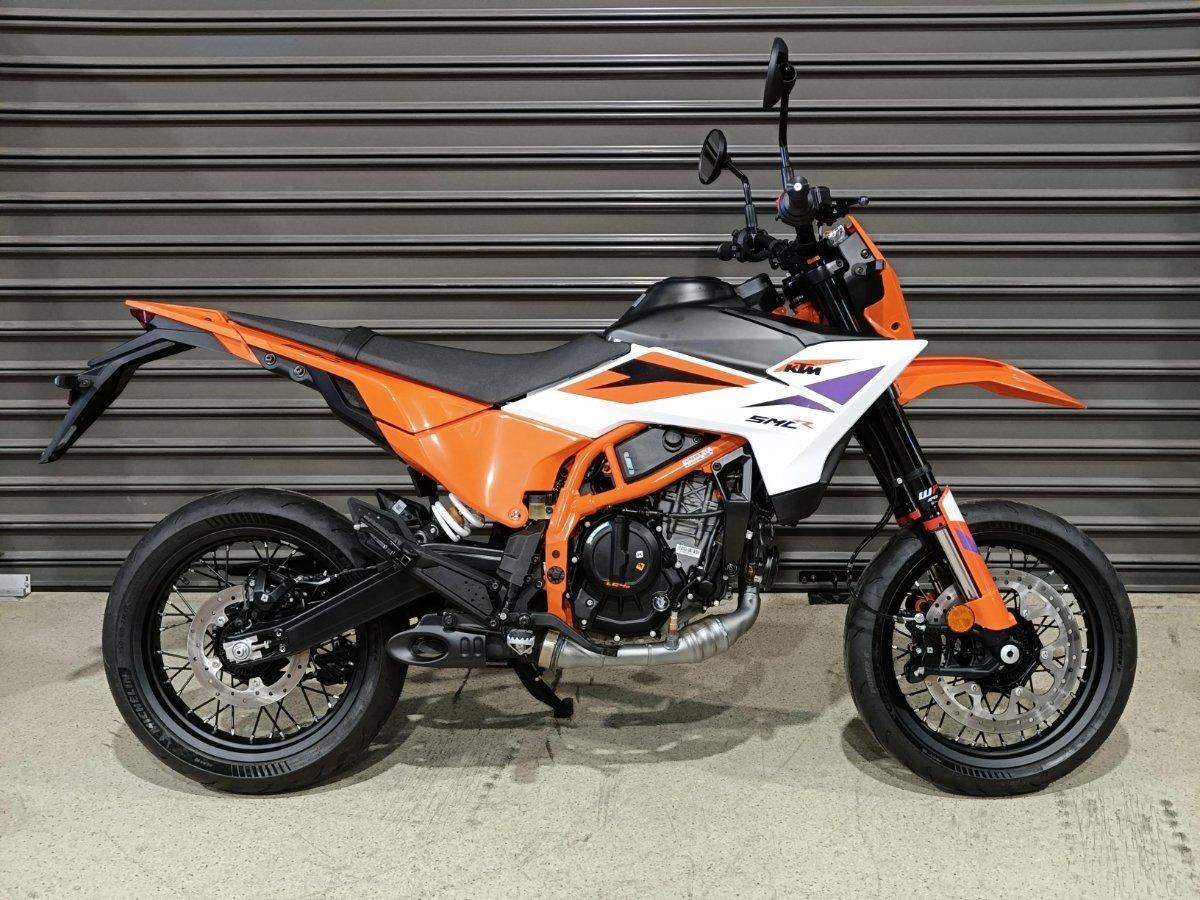 2025 ktm 390 smc r lams supermoto
