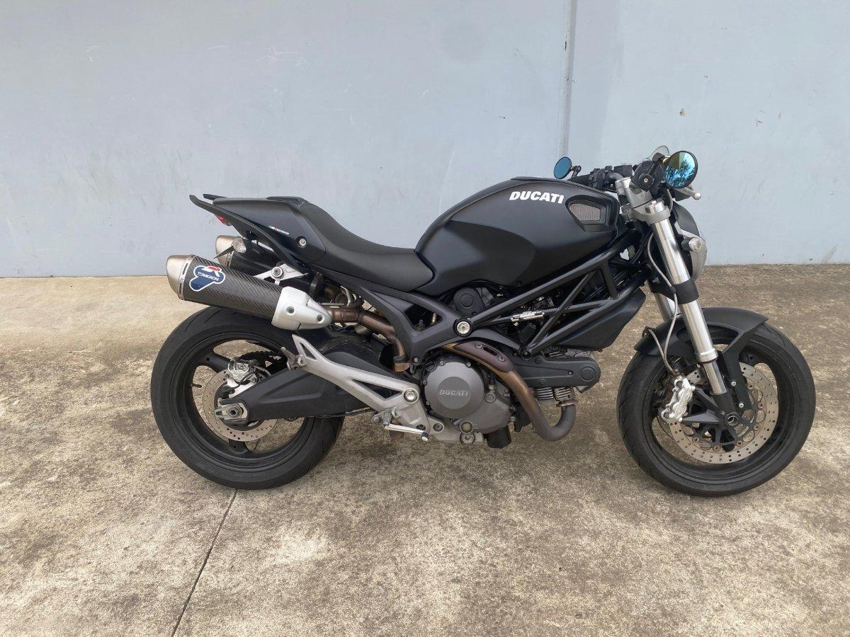 2012 ducati monster 659 abs road