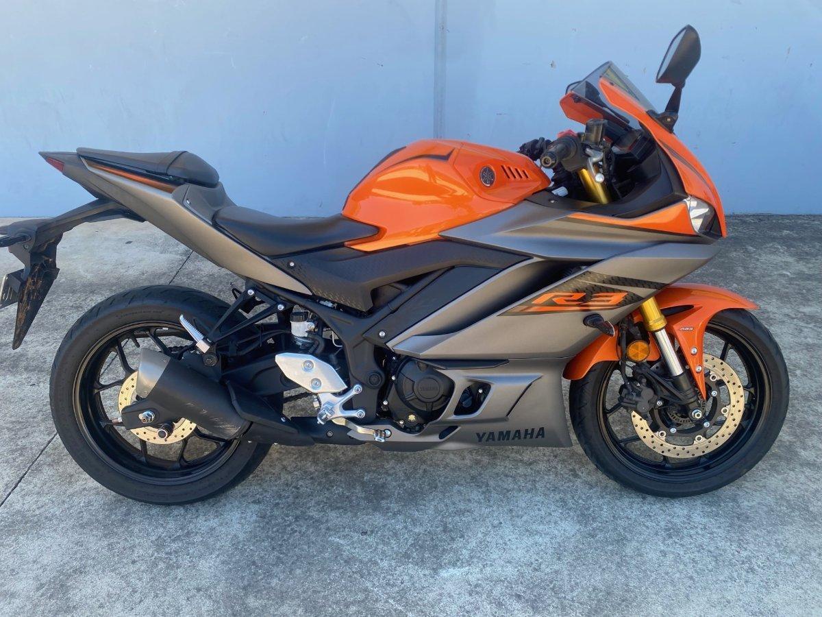 2022 yamaha yzf-r3 sports