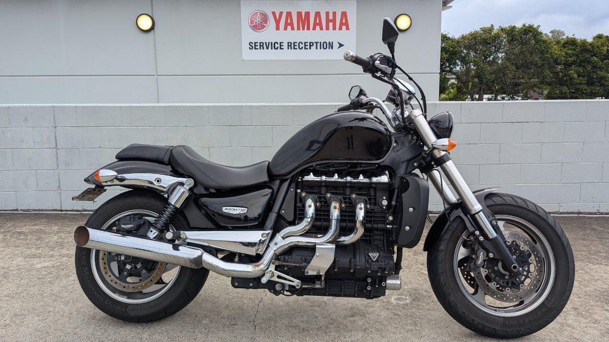 2016 triumph rocket iii roadster cruiser