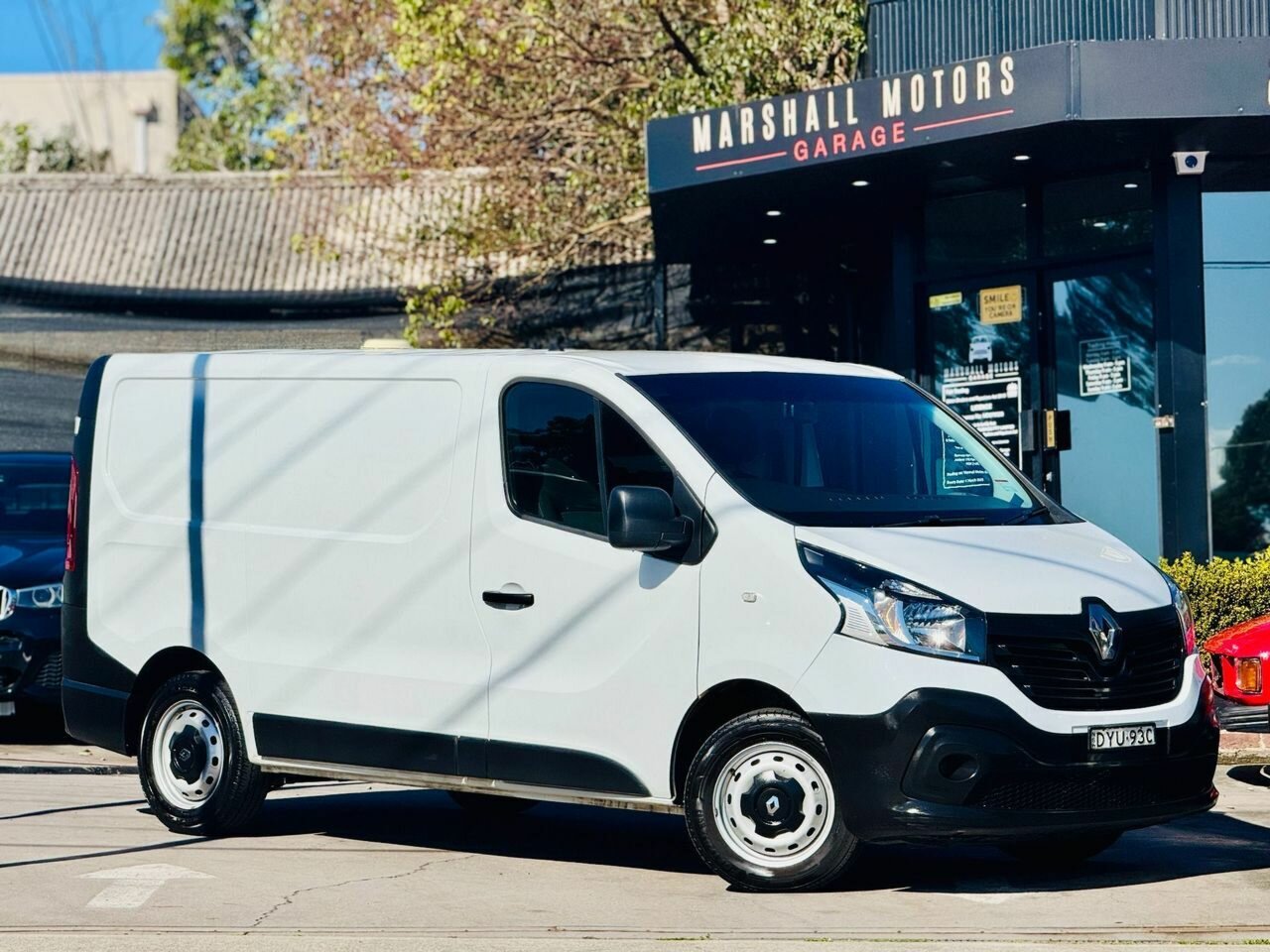 2018 renault trafic swb x82 my17 manual 4d van