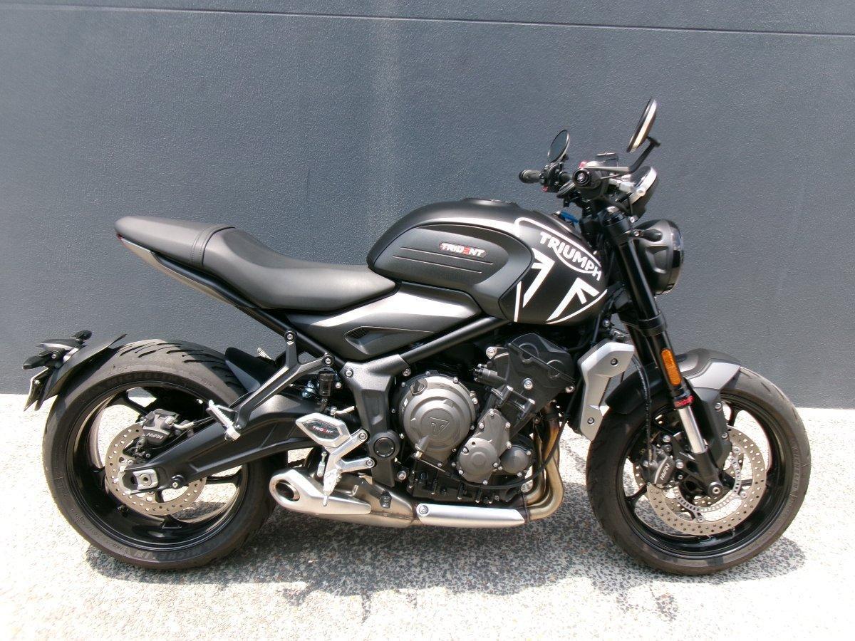 2021 triumph trident 660 road