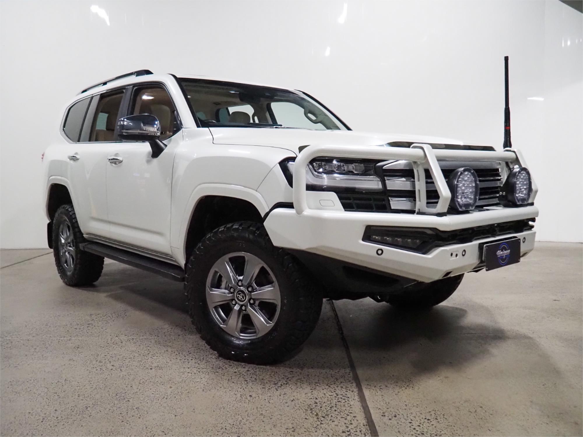 2022 toyota landcruiser fja300r lc300 sahara (4x4) 10 sp automated manual 4d wagon