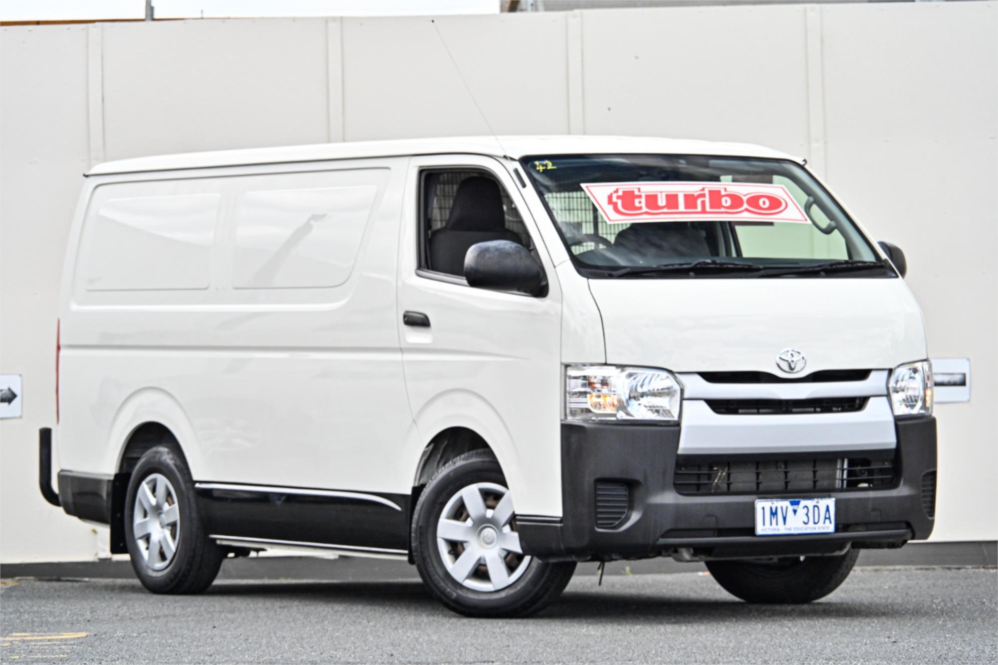 2018 toyota hiace kdh201r automatic van