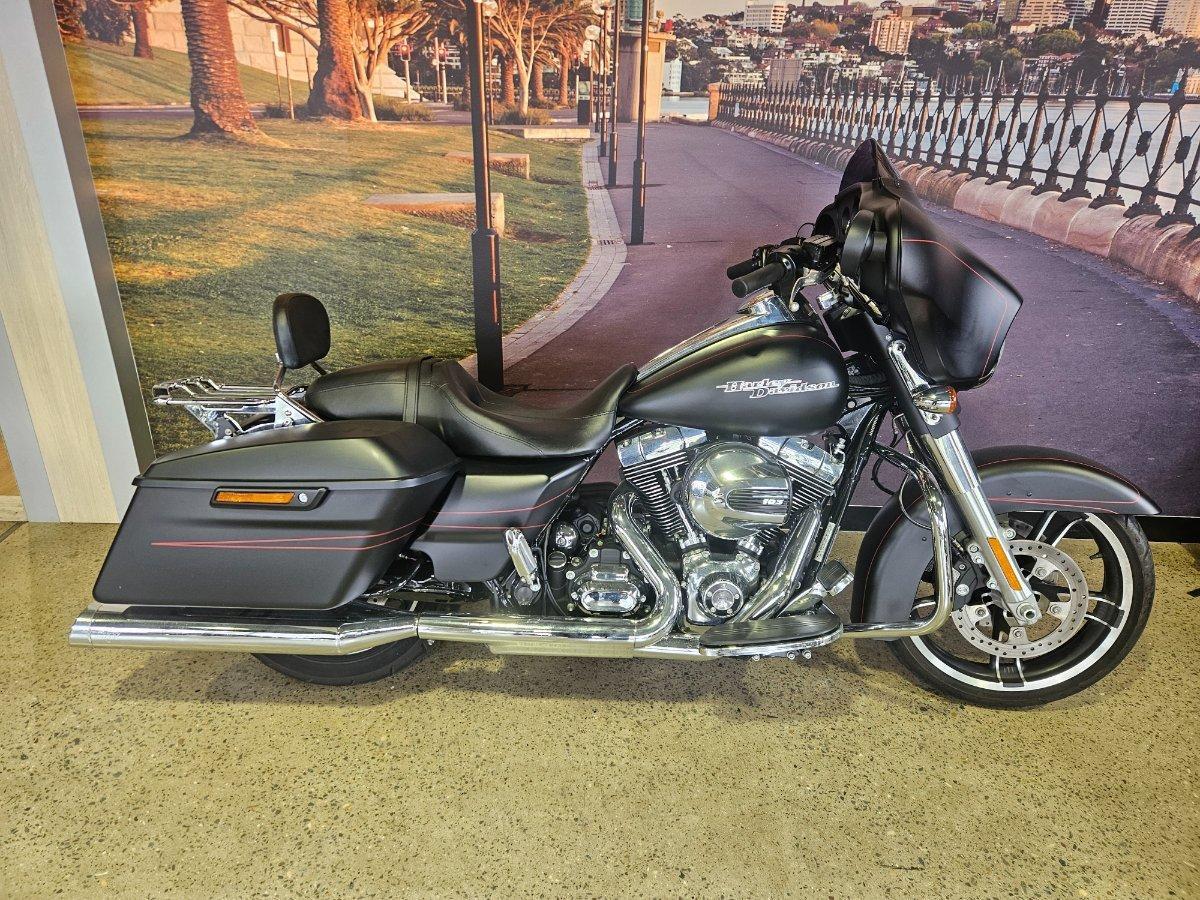 2016 harley-davidson street glide special 103 (flhxs) cruiser