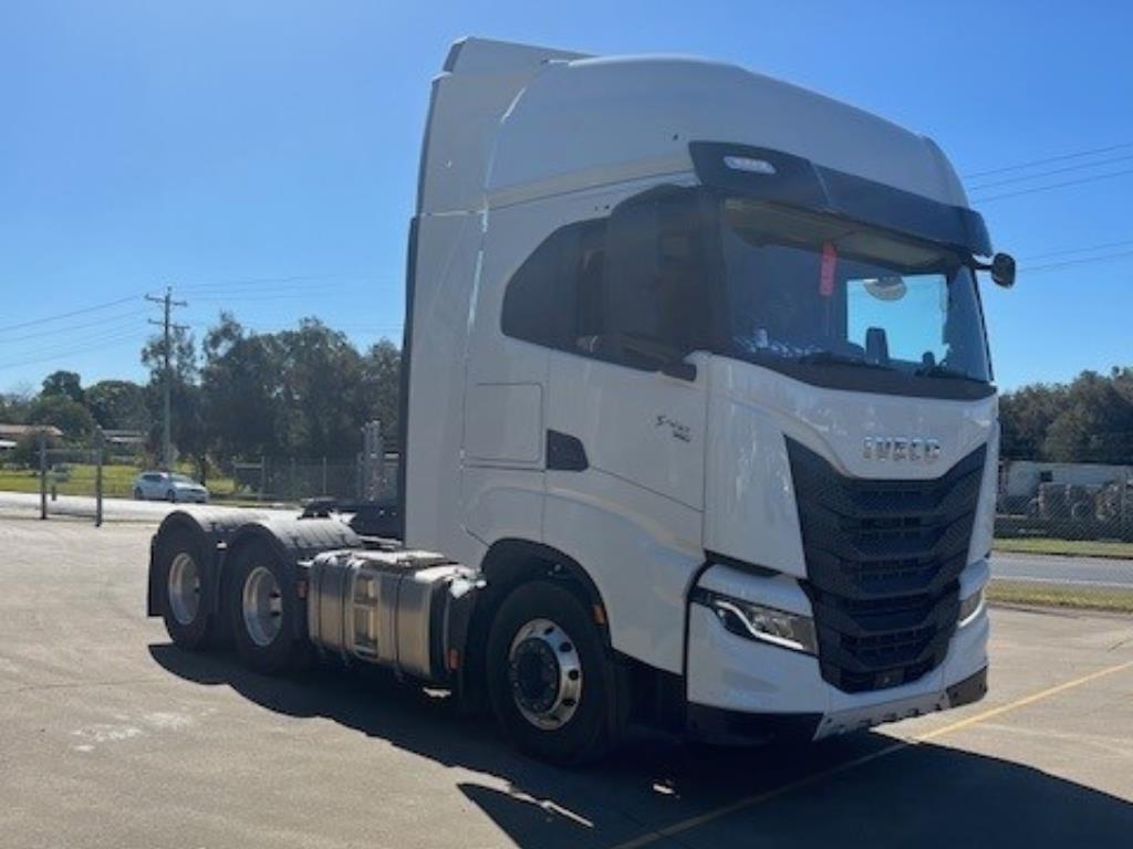 2023 iveco s-way 550 prime mover