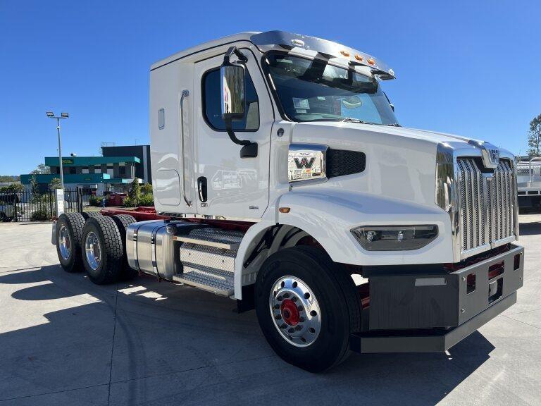 2024 western star 47x prime mover