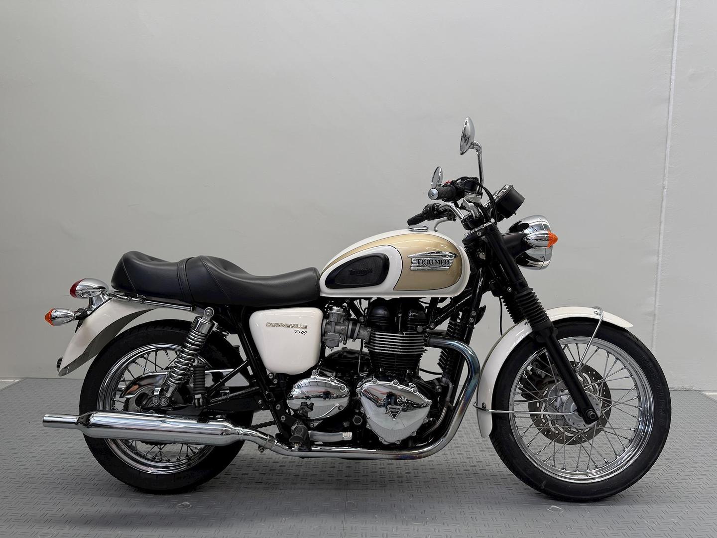 2015 triumph bonneville t100 (865cc) road