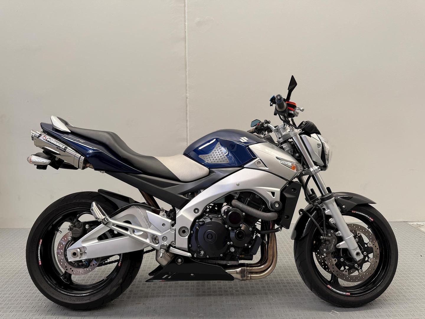 2006 suzuki gsr600 road