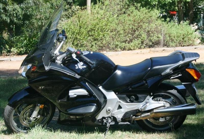 2010 honda 1300cc st1300a 9