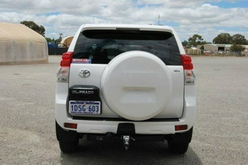 2011 TOYOTA Landcruiser Prado GX KDJ150R