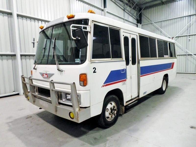 1984 HINO AC 140K BUS