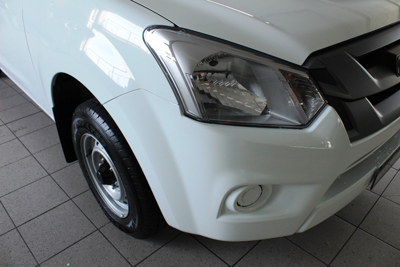 2017 ISUZU D-MAX SX