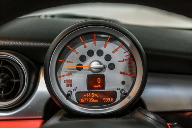 2010 MINI COOPER CABRIO R57 MY11