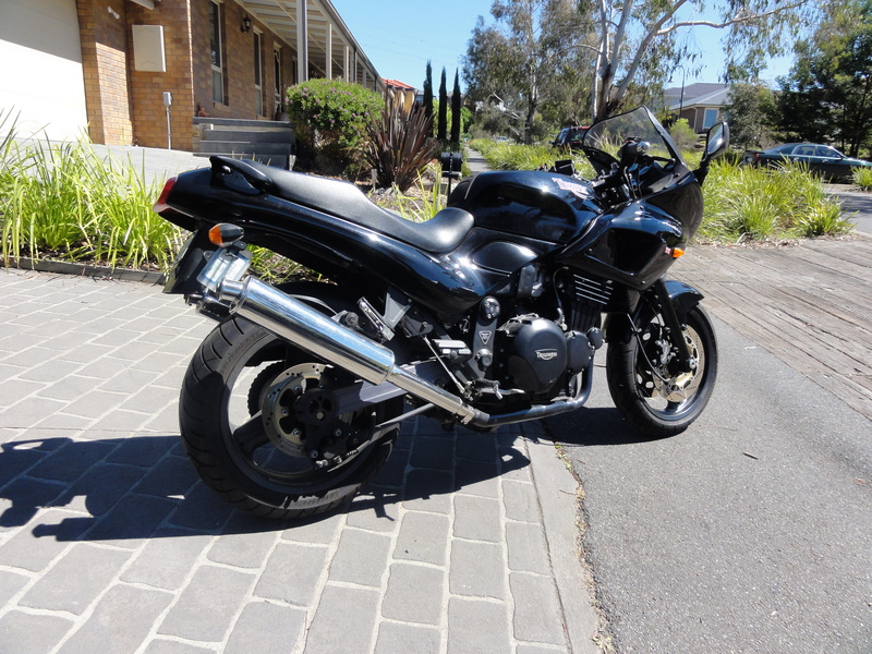 1998 triumph sprint 900