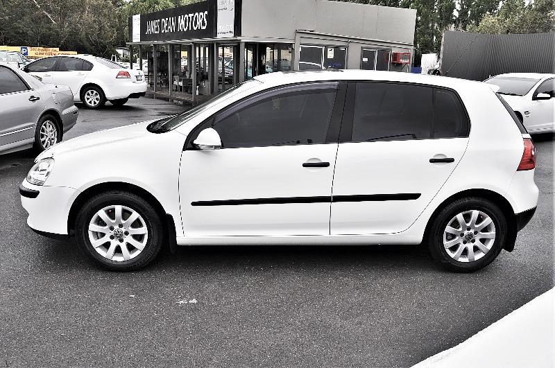 2006 VOLKSWAGEN GOLF Comfortline V