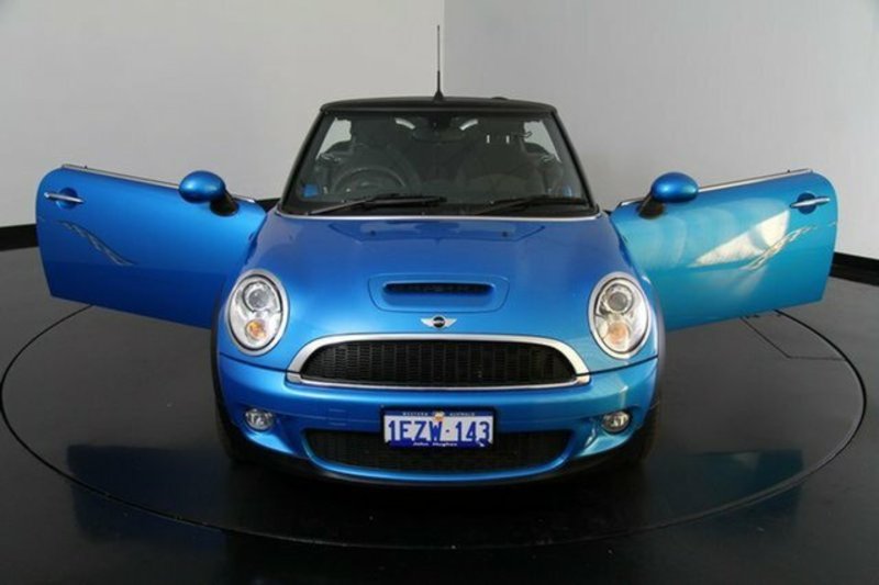 2010 MINI Cabrio Cooper S Chilli Steptronic R57 MY10