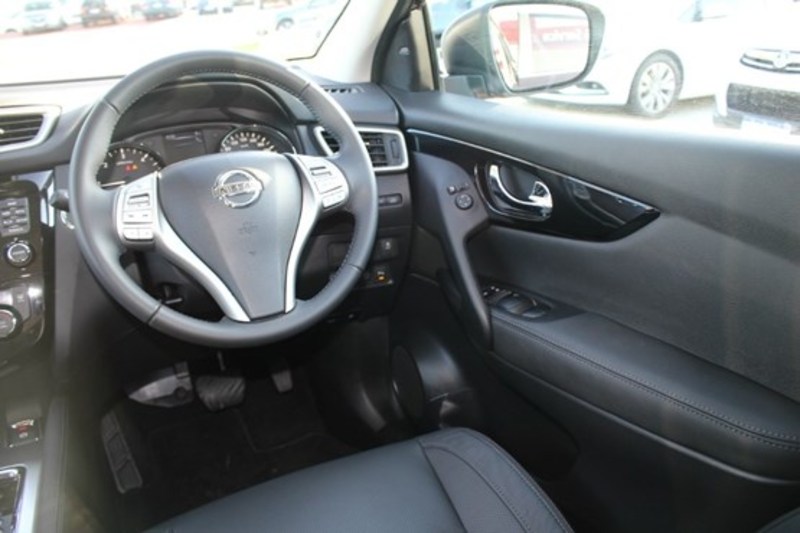 2015 NISSAN QASHQAI TL J11