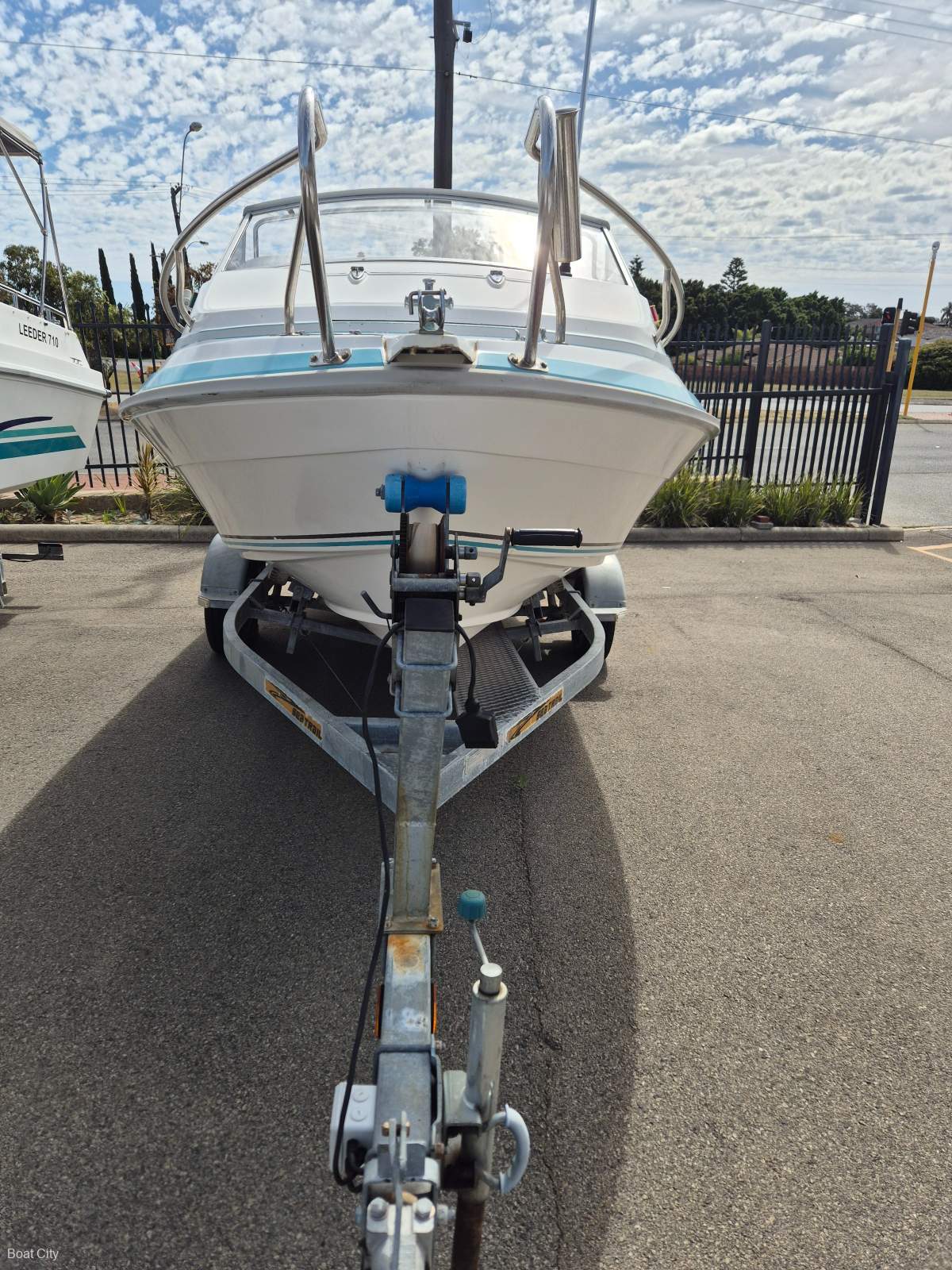1999 SEAFARER 5 .0M V-SEA CUDDY CABIN