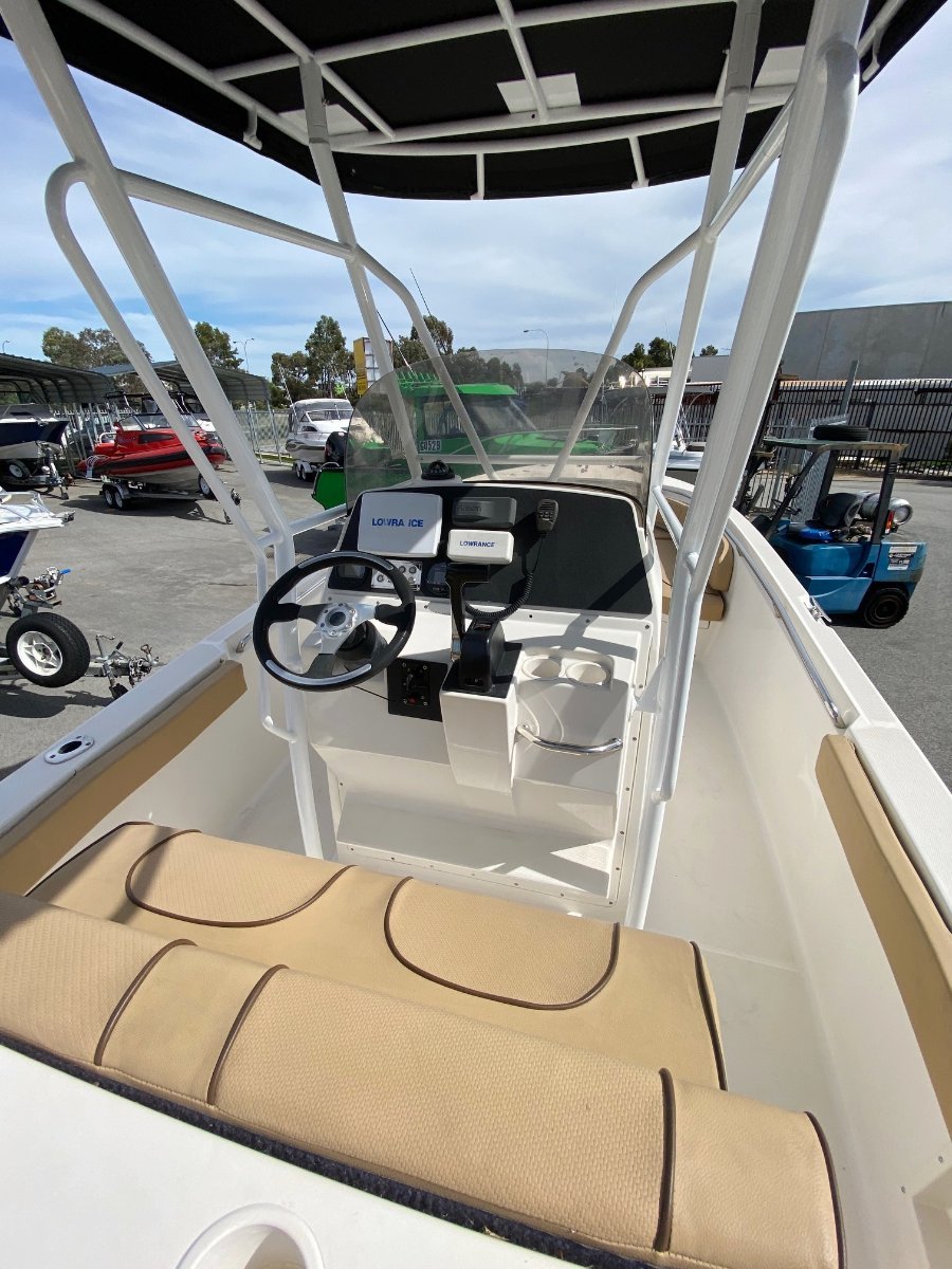 2012 FIBRELITE 2400 LONGREACH CENTRE CONSOLE BTFD5189764 BOATTRADER