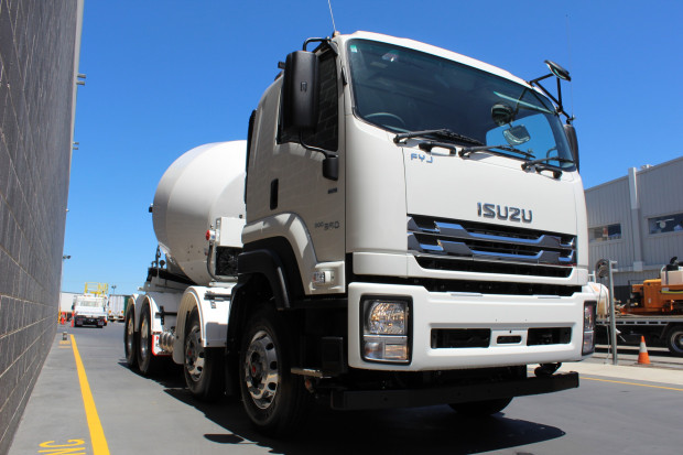 2023 ISUZU FYJ 300-350 BUILD SLOTS SECURED JANUARY TRUCK FYJ 300-350 AUTOMATIC CONCRETE AGITATOR