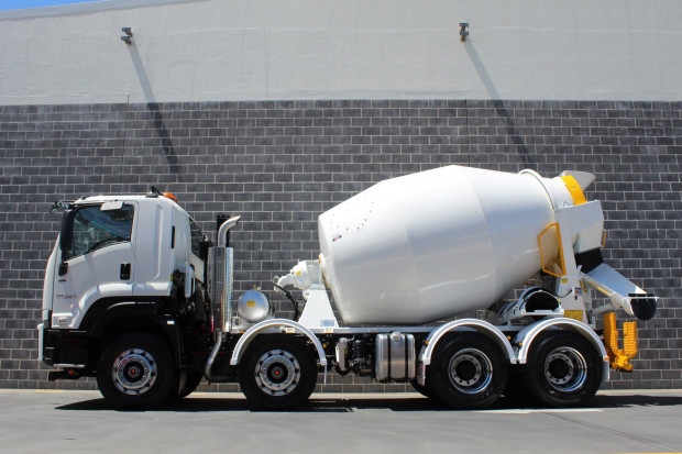 2023 ISUZU FYJ 300-350 AUTOMATIC CONCRETE AGITATOR