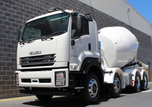 2023 ISUZU FYJ 300-350 AUTOMATIC CONCRETE AGITATOR