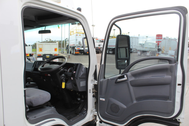 2018 ISUZU NPR 65/45-190 TRUCK NPR 65/45-190 AMT TIPPER