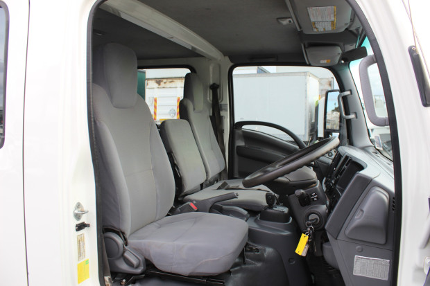 2018 ISUZU NPR 65/45-190 TRUCK NPR 65/45-190 AMT TIPPER