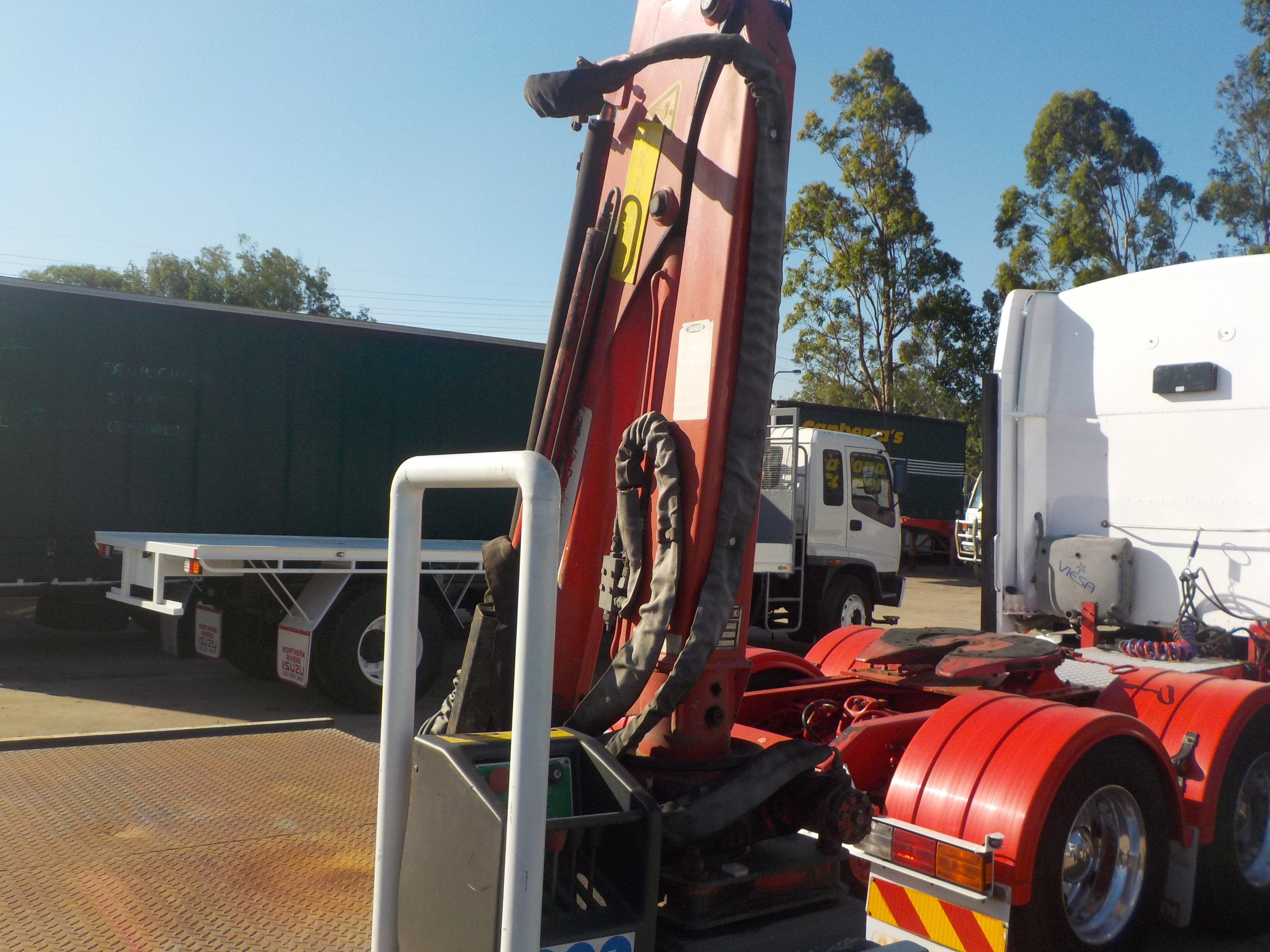 2002 HINO FC RANGER 5 MANUAL CRANE TRUCK JTHFD5087132 JUST TRUCKS