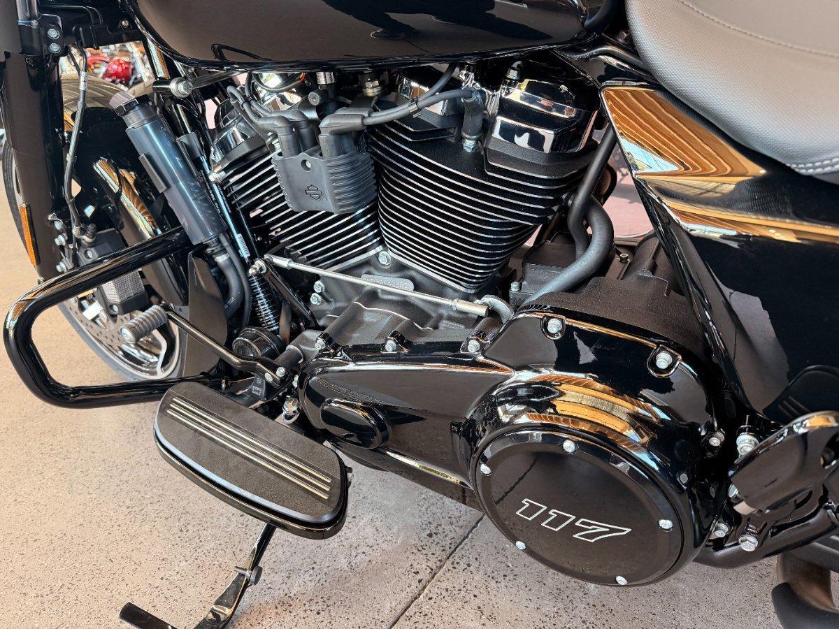 2025 HARLEY-DAVIDSON STREET GLIDE 117 (FLHX) CRUISER