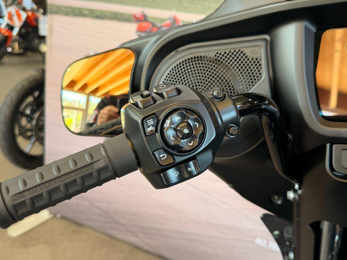 2025 HARLEY-DAVIDSON STREET GLIDE 117 (FLHX) CRUISER
