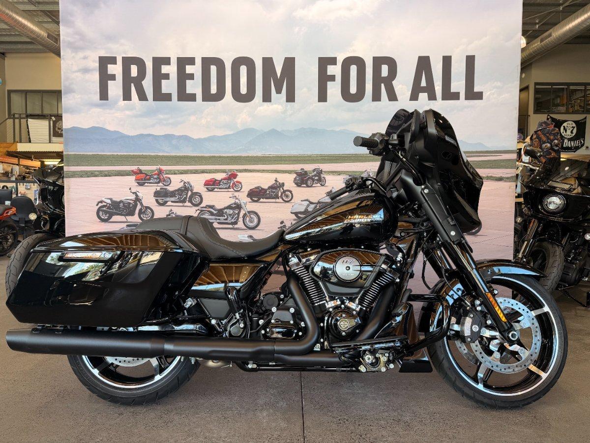 2025 HARLEY-DAVIDSON STREET GLIDE 117 (FLHX) CRUISER