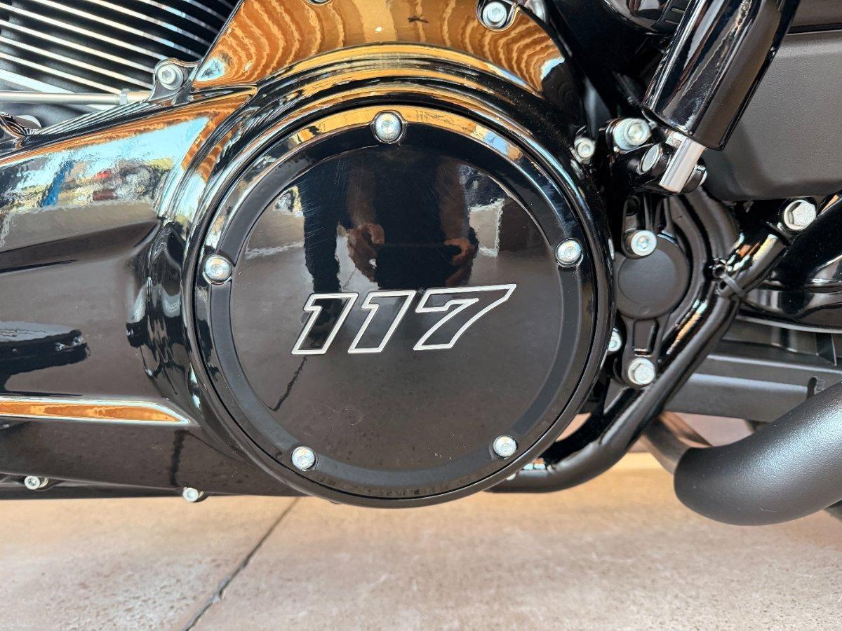 2025 HARLEY-DAVIDSON STREET GLIDE 117 (FLHX) CRUISER