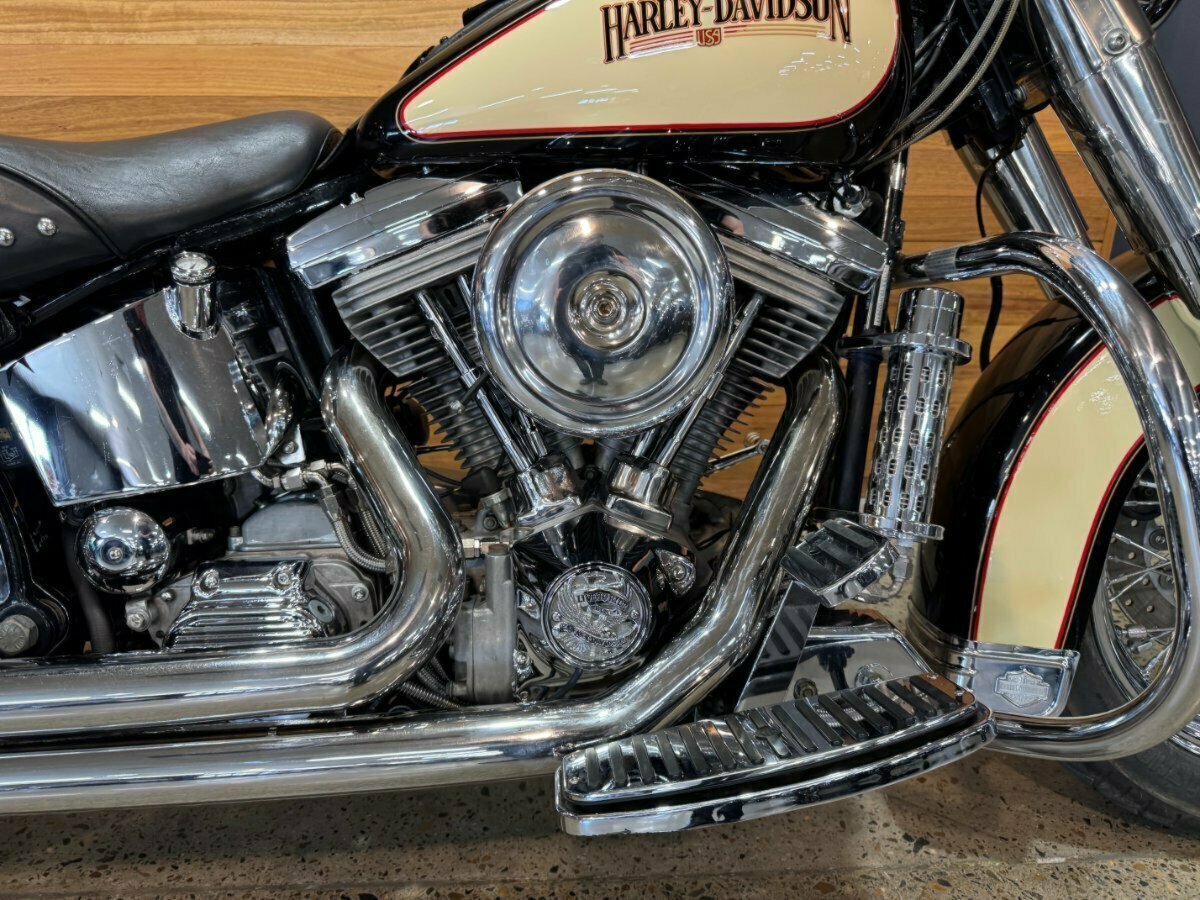 1988 HARLEYDAVIDSON FLSTC HERITAGE SOFTAIL CLASSIC CRUISER