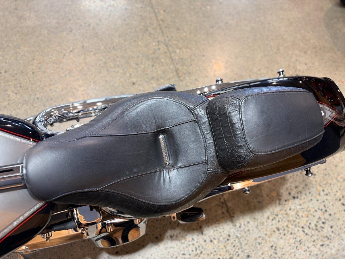 2013 HARLEY-DAVIDSON CVO BREAKOUT (FXSBSE) CRUISER