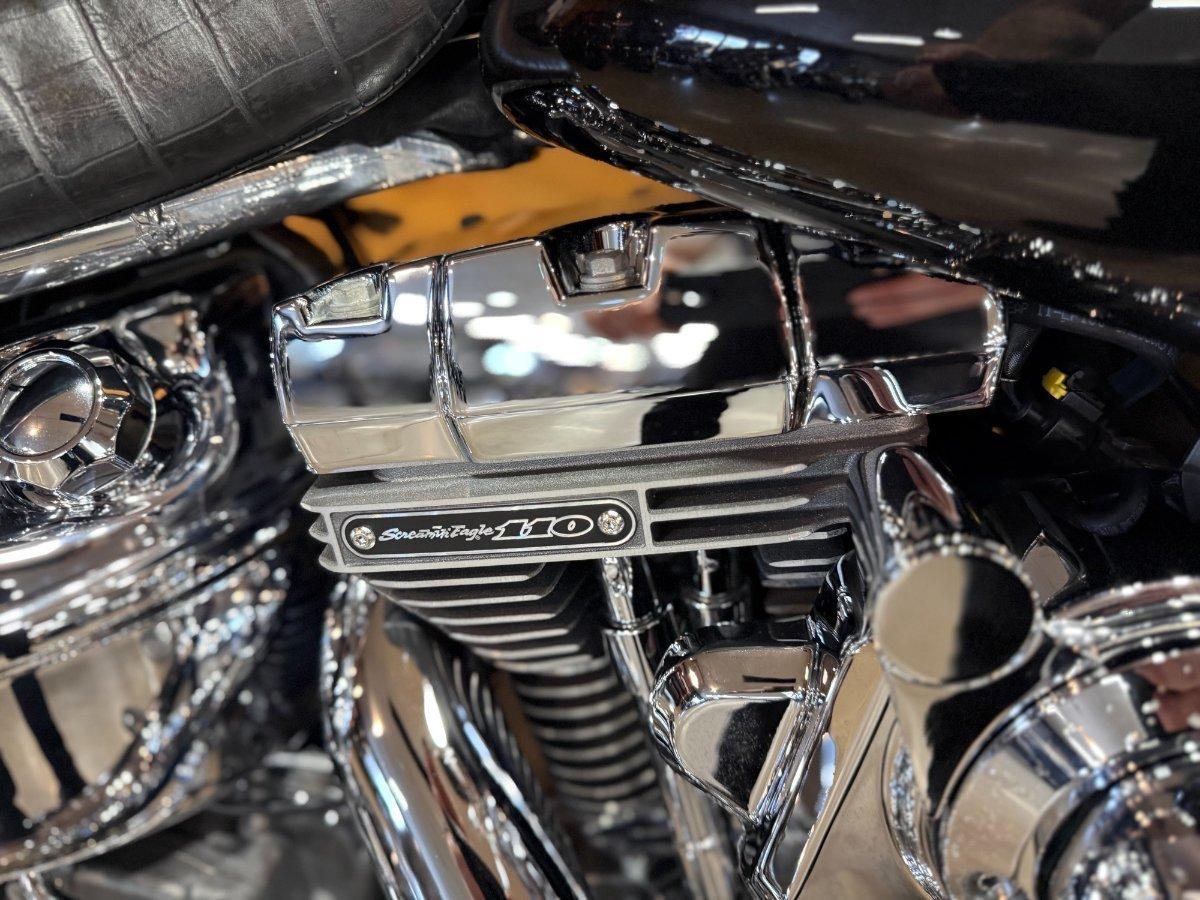 2013 HARLEY-DAVIDSON CVO BREAKOUT (FXSBSE) CRUISER
