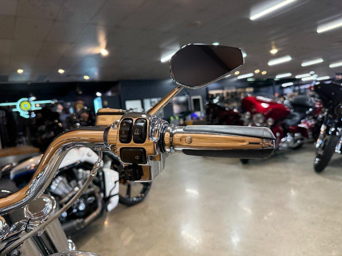 2013 HARLEY-DAVIDSON CVO BREAKOUT (FXSBSE) CRUISER