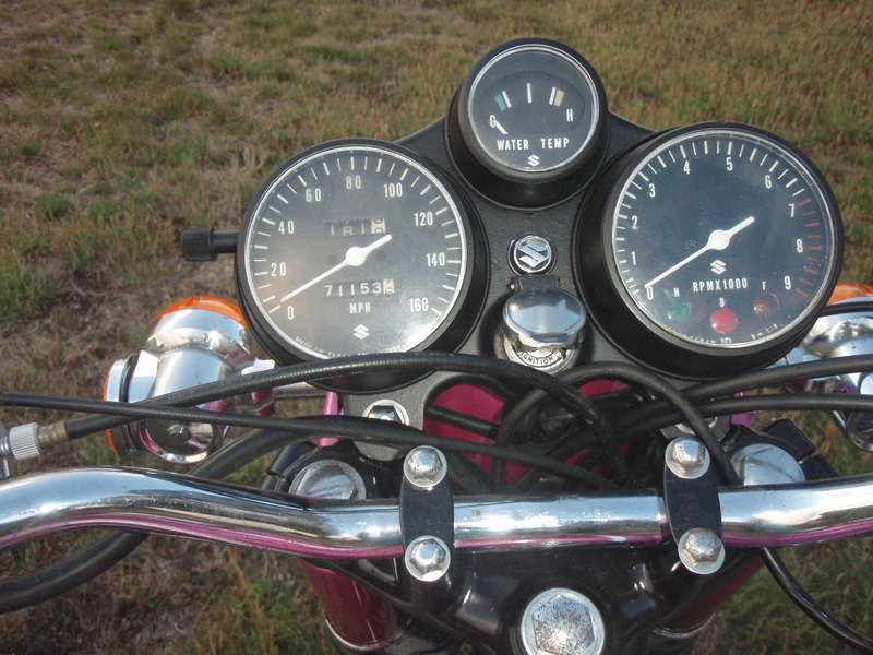 1972 SUZUKI GT 750J