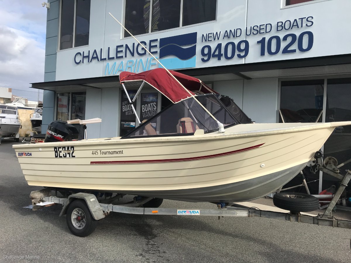 1999 BERMUDA 445 TOURNAMENT RUNABOUT BTFD5172117 BOATTRADER