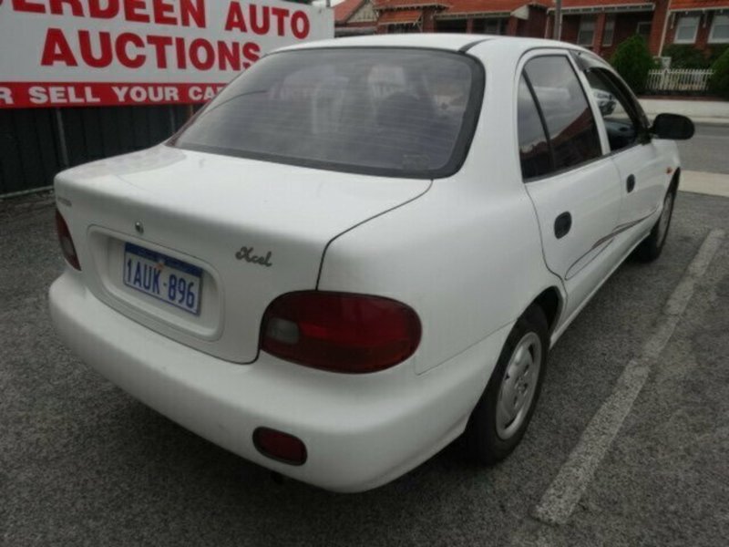 1996 HYUNDAI EXCEL CLASSIQUE
