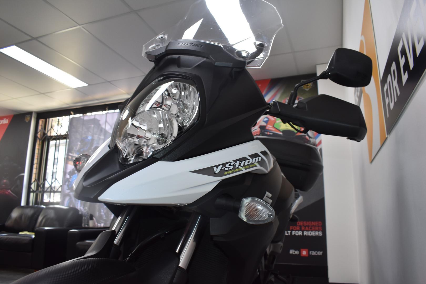 2018 SUZUKI V-STROM 650XT (DL650XA) DUAL SPORTS