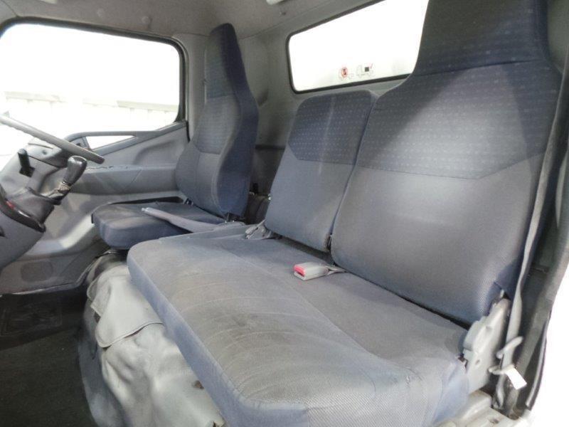 2009 FUSO CANTER PANTECH