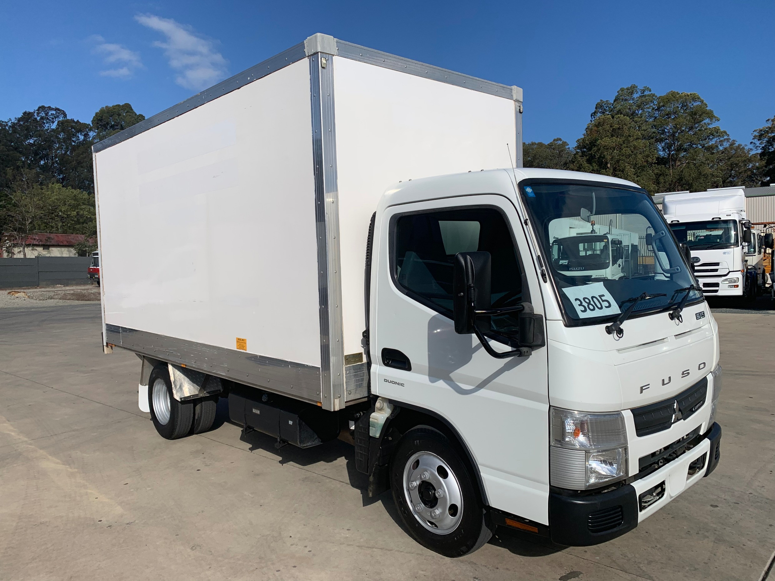 2014 FUSO CANTER AUTOMATIC PANTECH JTFD5067722 JUST TRUCKS